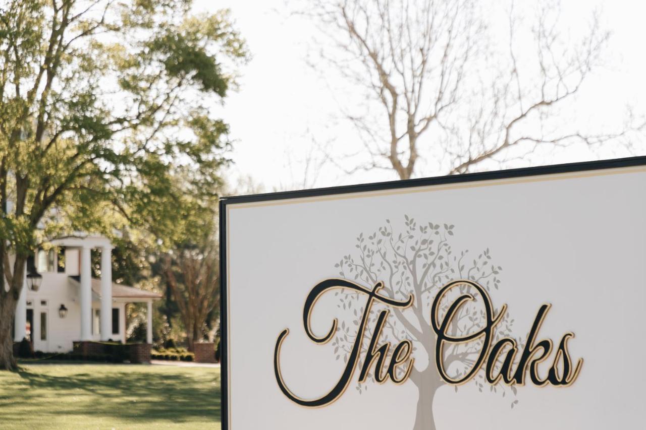 The Oaks Waterfront Hotel Saint Michaels Bagian luar foto