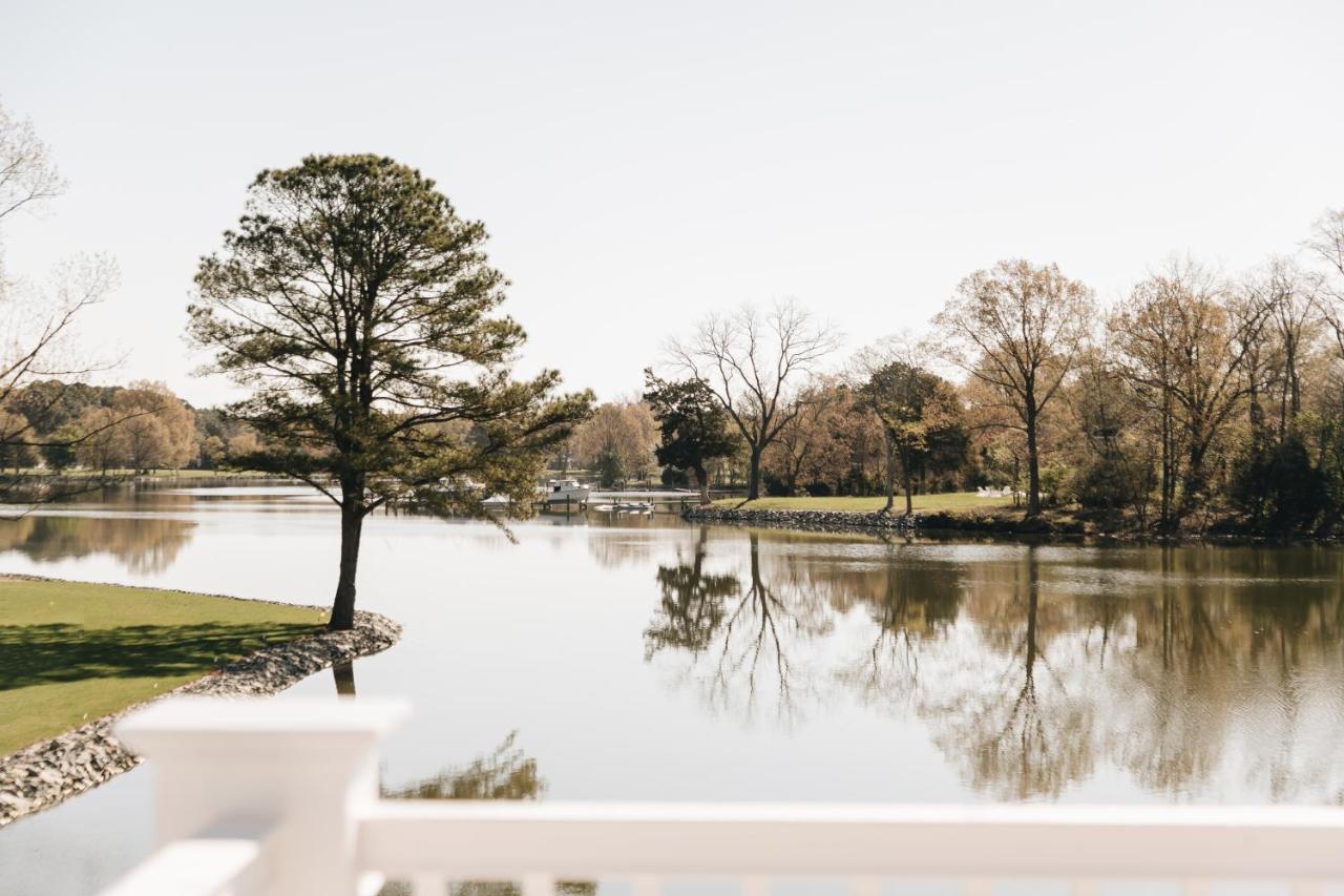 The Oaks Waterfront Hotel Saint Michaels Bagian luar foto